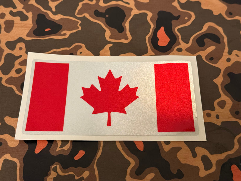 Chargez l&#39;image dans la visionneuse de la galerie, Canada Flag Reflective Decal
