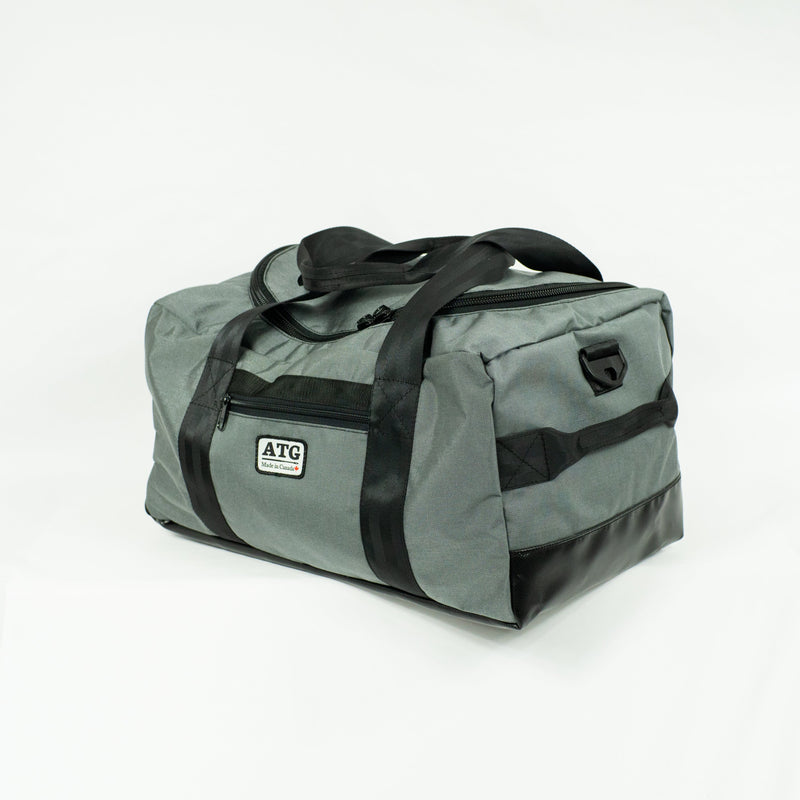 Chargez l'image dans la visionneuse de la galerie, 35L Duffle -The Coaches Bag
