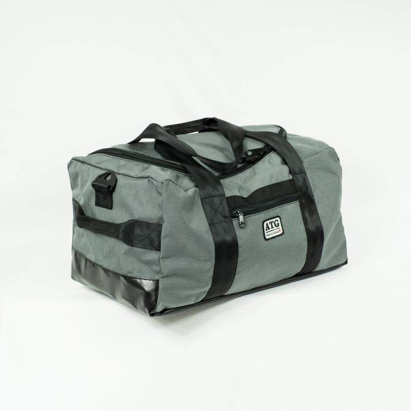 Chargez l'image dans la visionneuse de la galerie, 35L Duffle -The Coaches Bag
