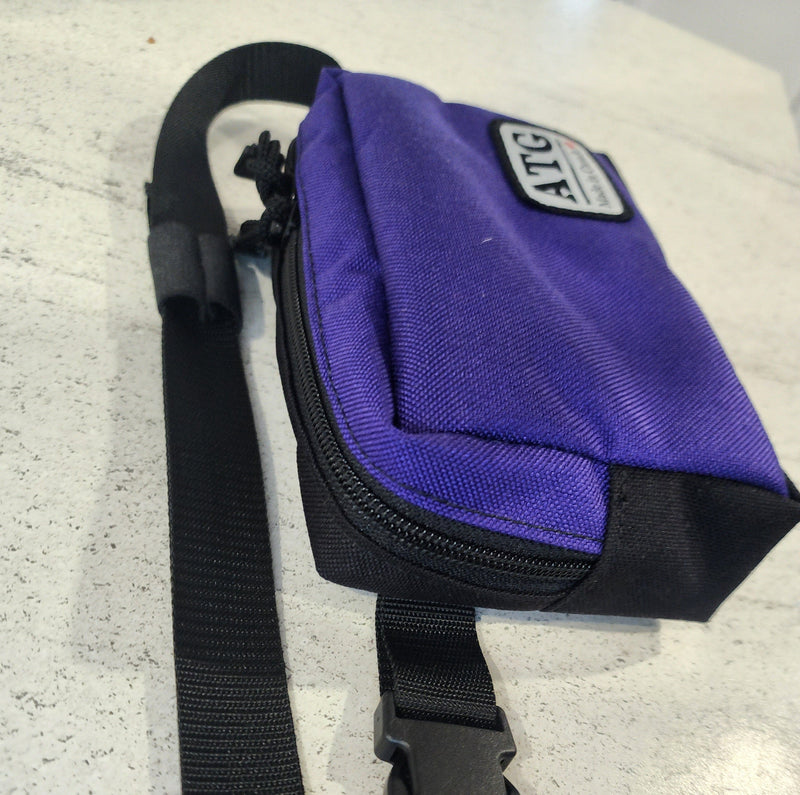 Load image into Gallery viewer, Compact Crossbody / Fannypack
