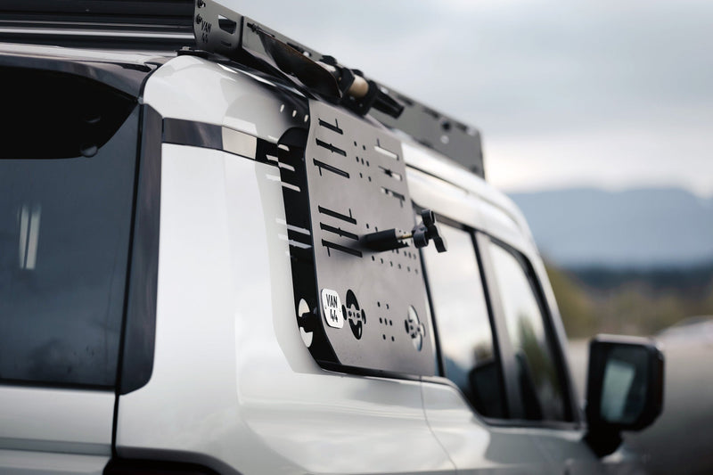 Chargez l'image dans la visionneuse de la galerie, 2023-2025 Toyota Land Cruiser LC250 Exterior Panels
